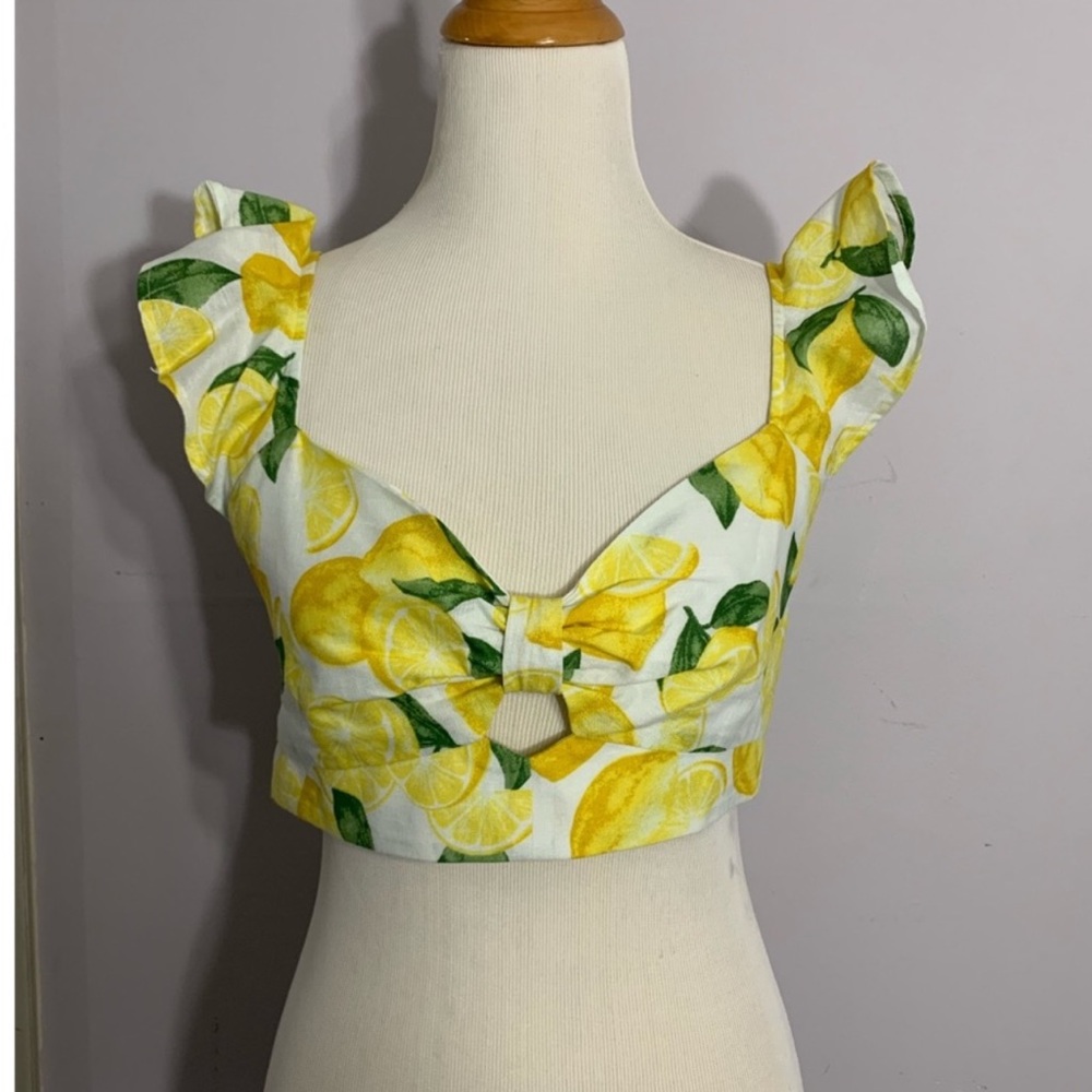 BCBGENERATION CROP TOP